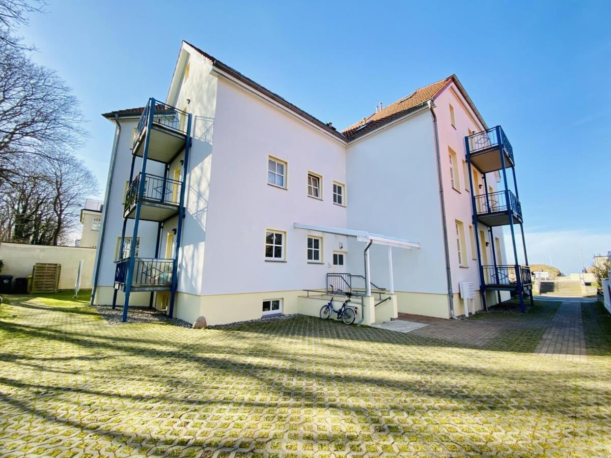 Strandpalais/Meerblick Росток Экстерьер фото